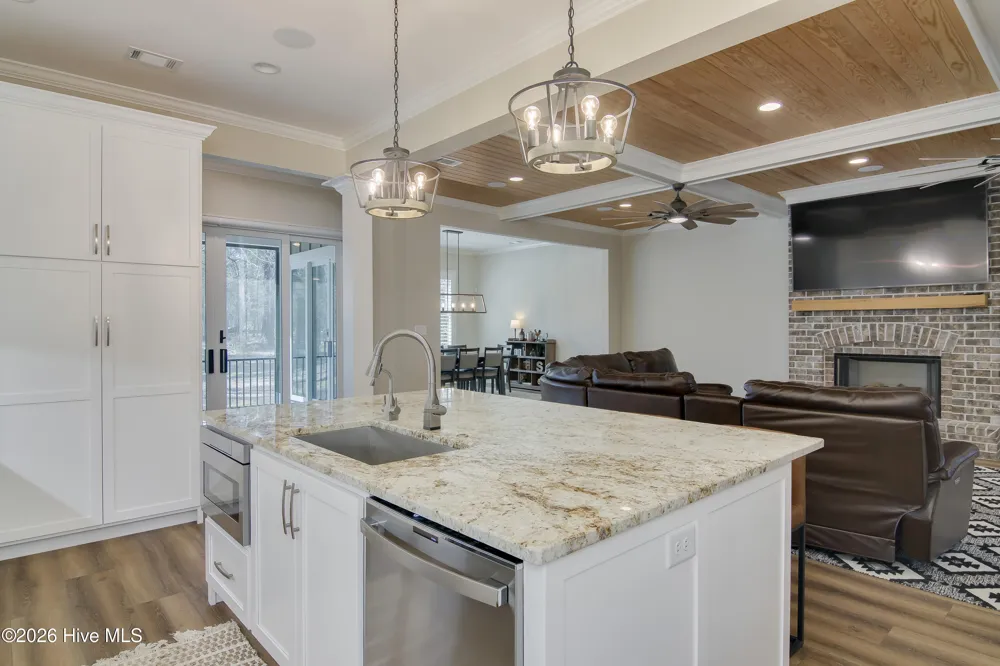 4102 Vern Sikking Road Appling, GA 30802