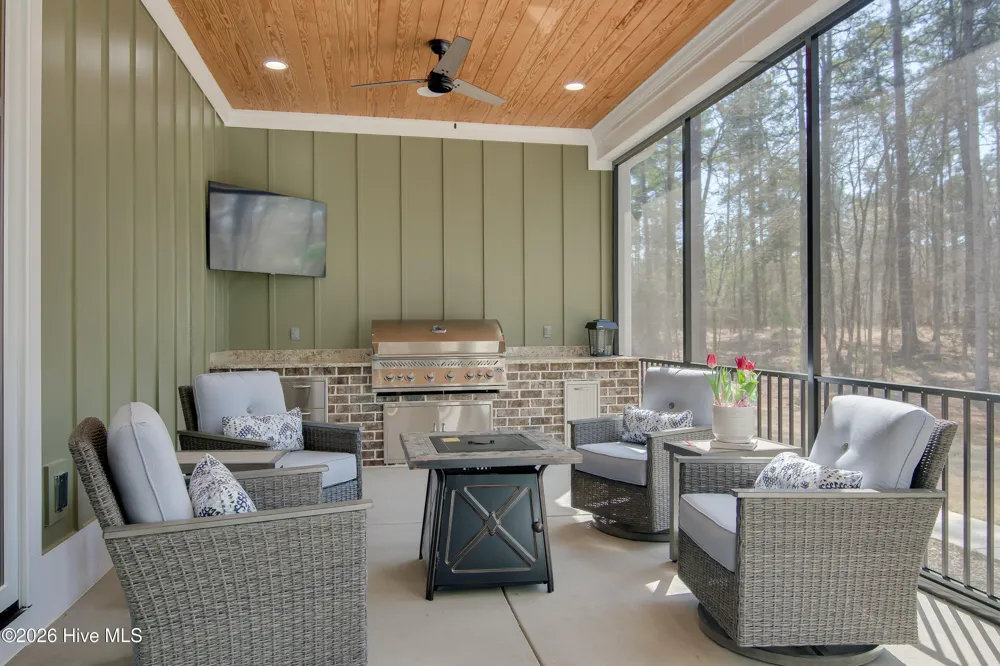 4102 Vern Sikking Road Appling, GA 30802