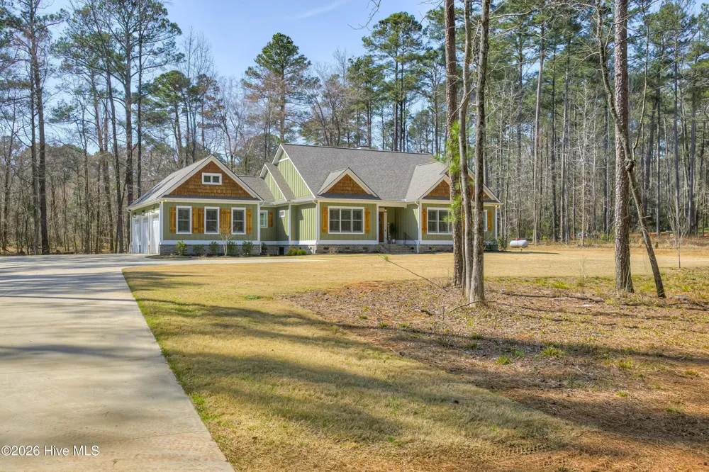 4102 Vern Sikking Road Appling, GA 30802