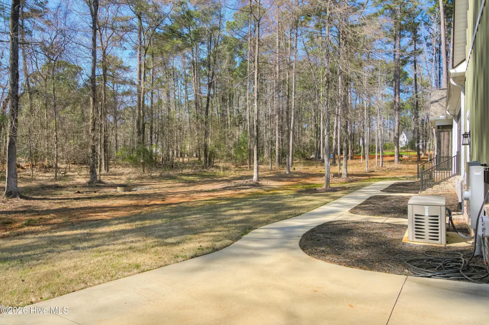 4102 Vern Sikking Road Appling, GA 30802