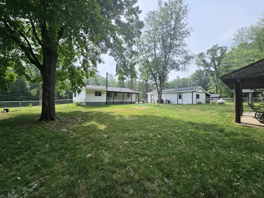 4774 S Lachance Road Lake Township, MI 49651