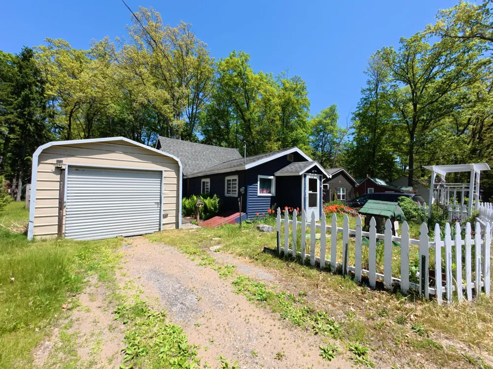 16920 6th Street Norman Township, MI 49689