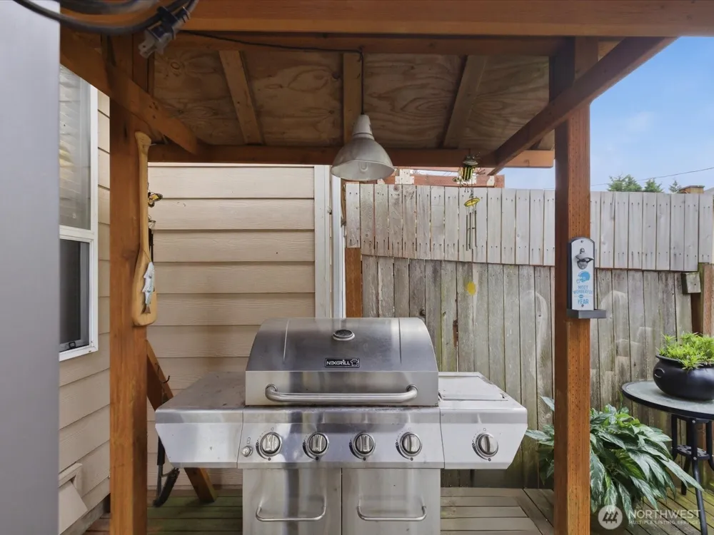 20414 26th Avenue W #L2 Lynnwood, WA 98036