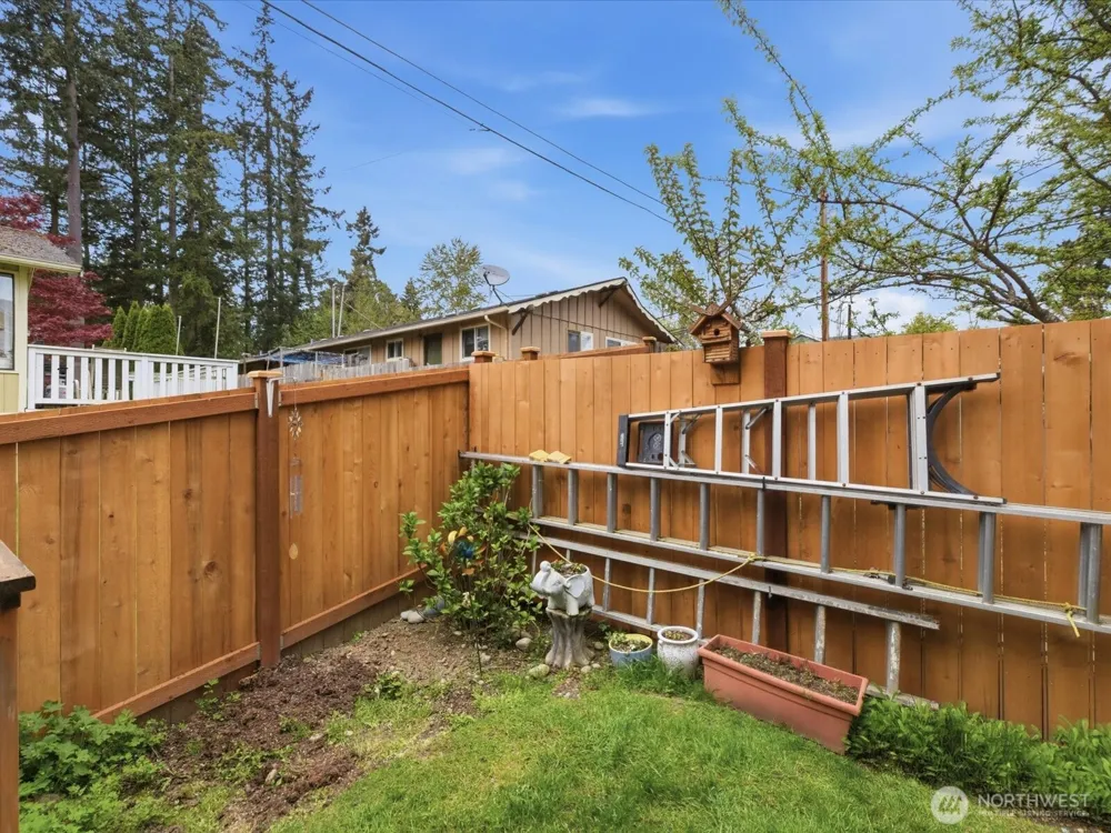 20414 26th Avenue W #L2 Lynnwood, WA 98036