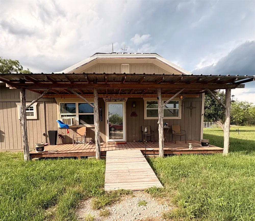 1117 Tiffin Road Ranger, TX 76470