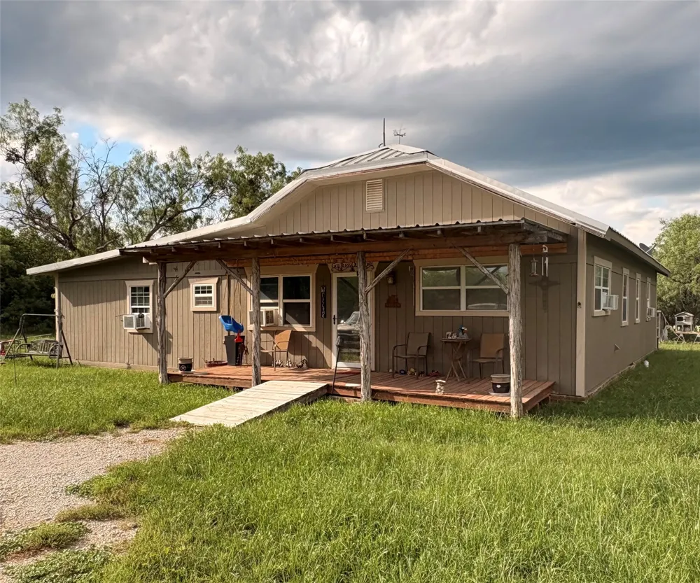 1117 Tiffin Road Ranger, TX 76470