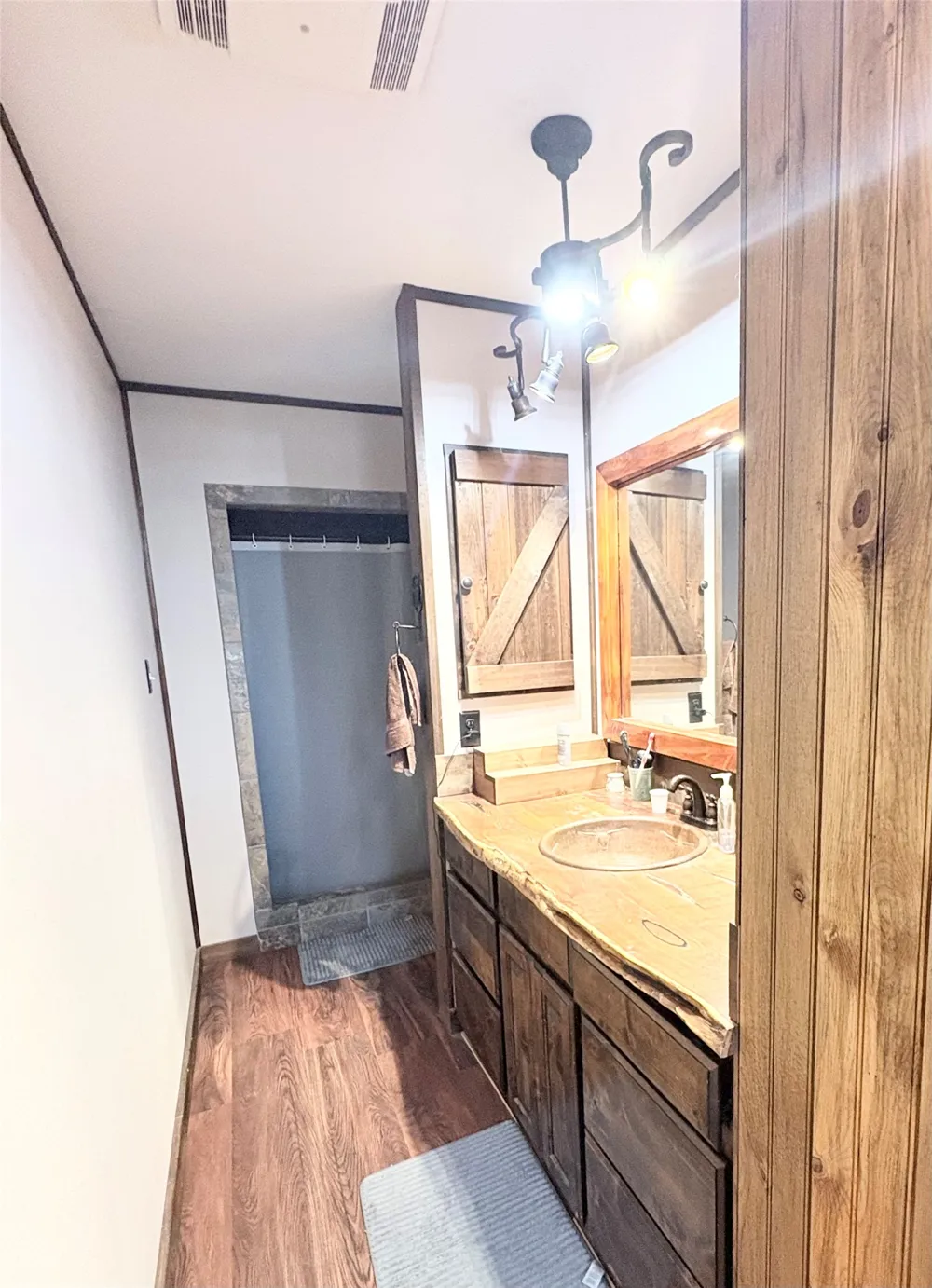 1117 Tiffin Road Ranger, TX 76470