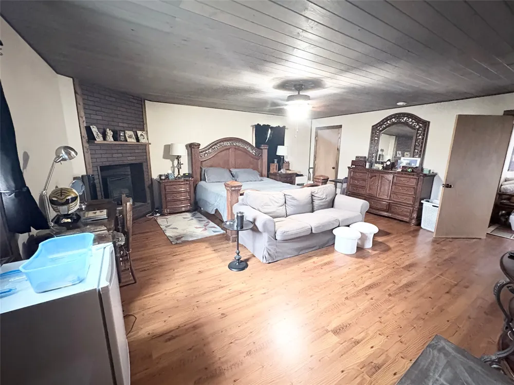 1117 Tiffin Road Ranger, TX 76470