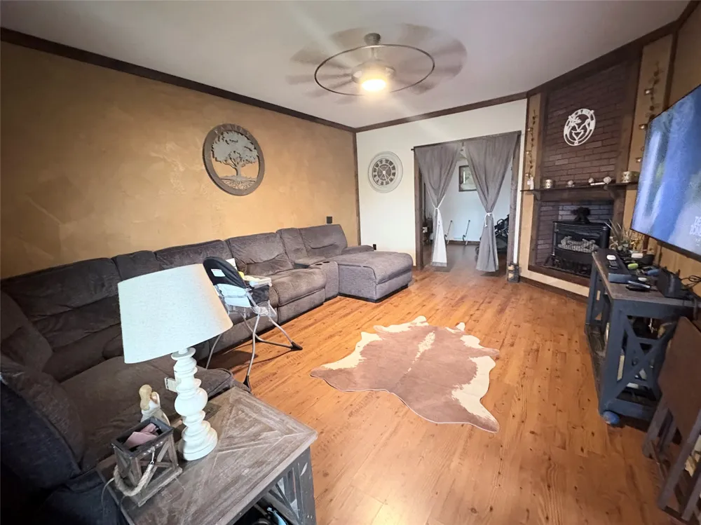 1117 Tiffin Road Ranger, TX 76470