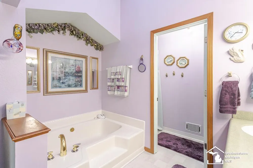 6820 stonegate Drive Bedford Township, MI 48182