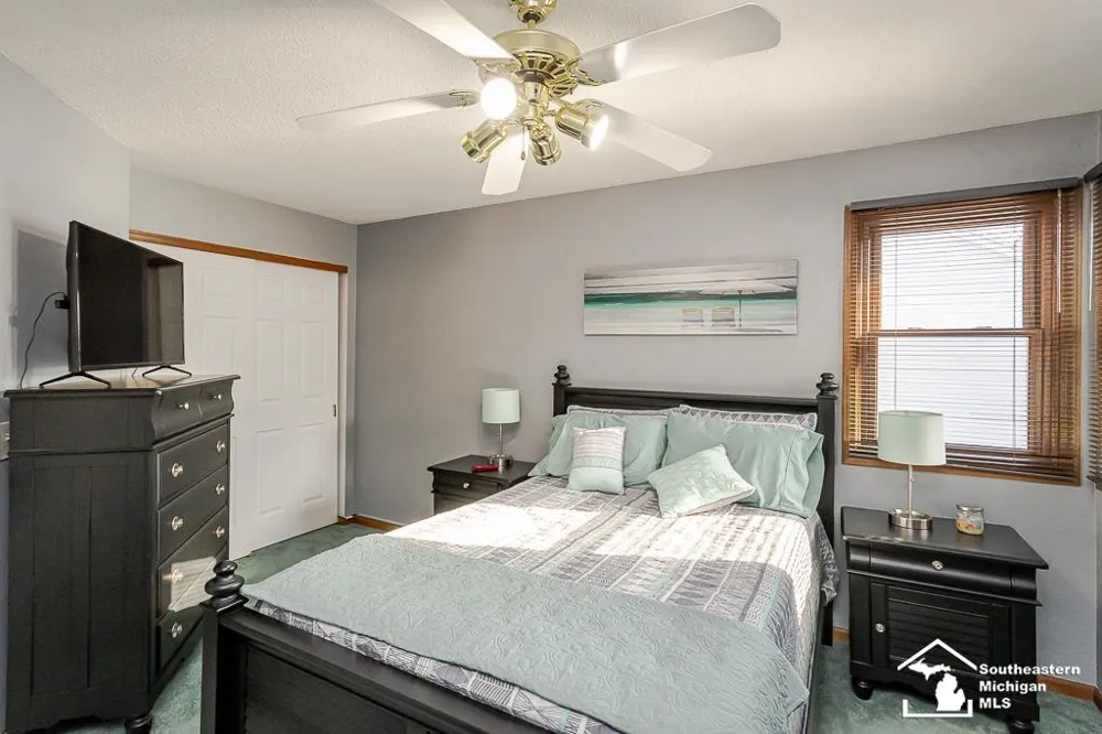 6820 stonegate Drive Bedford Township, MI 48182
