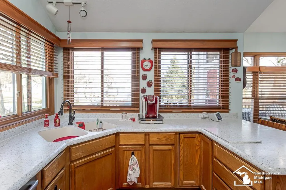 6820 stonegate Drive Bedford Township, MI 48182