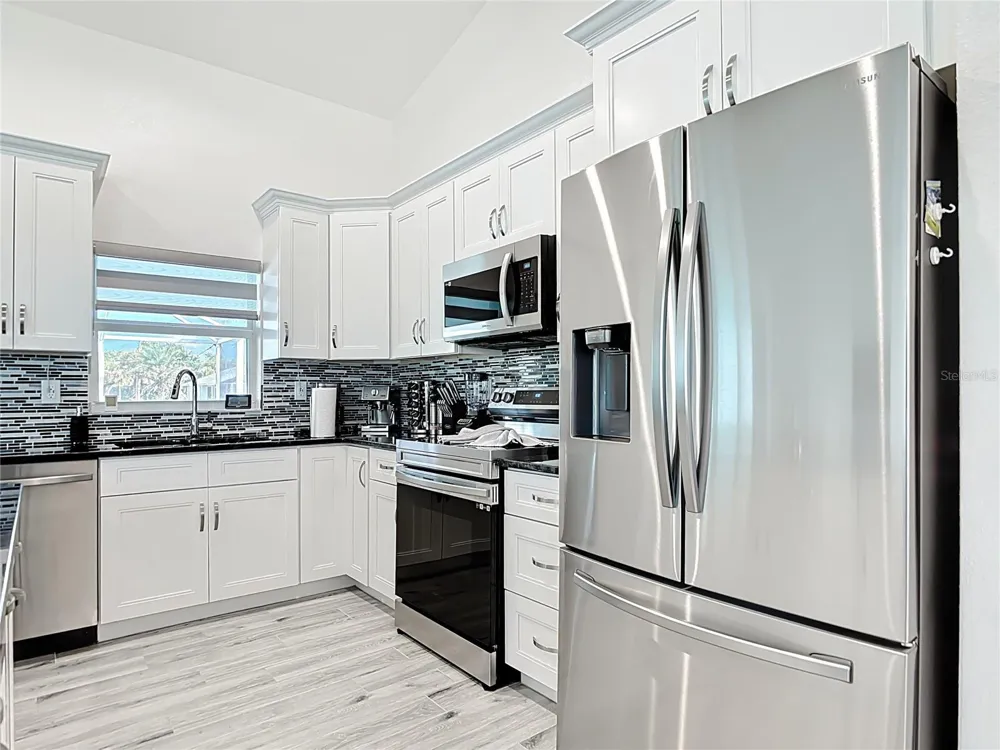 202 LONG MEADOW LANE Rotonda West, FL 33947
