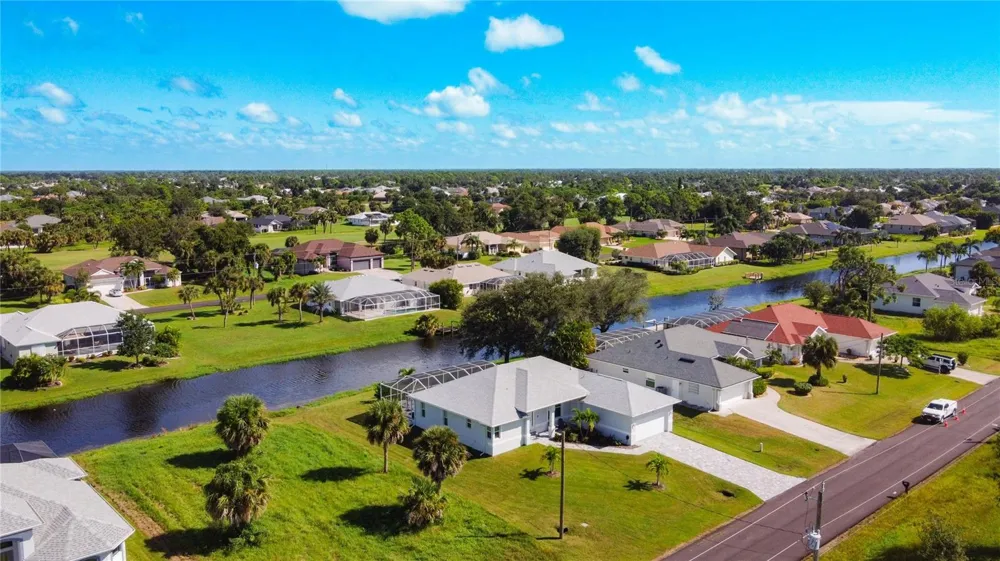 202 LONG MEADOW LANE Rotonda West, FL 33947