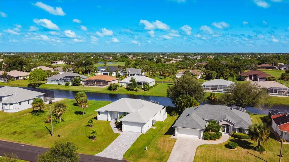 202 LONG MEADOW LANE Rotonda West, FL 33947