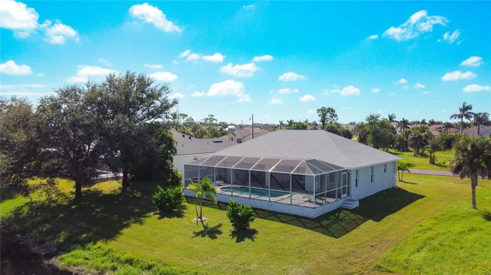 202 LONG MEADOW LANE Rotonda West, FL 33947