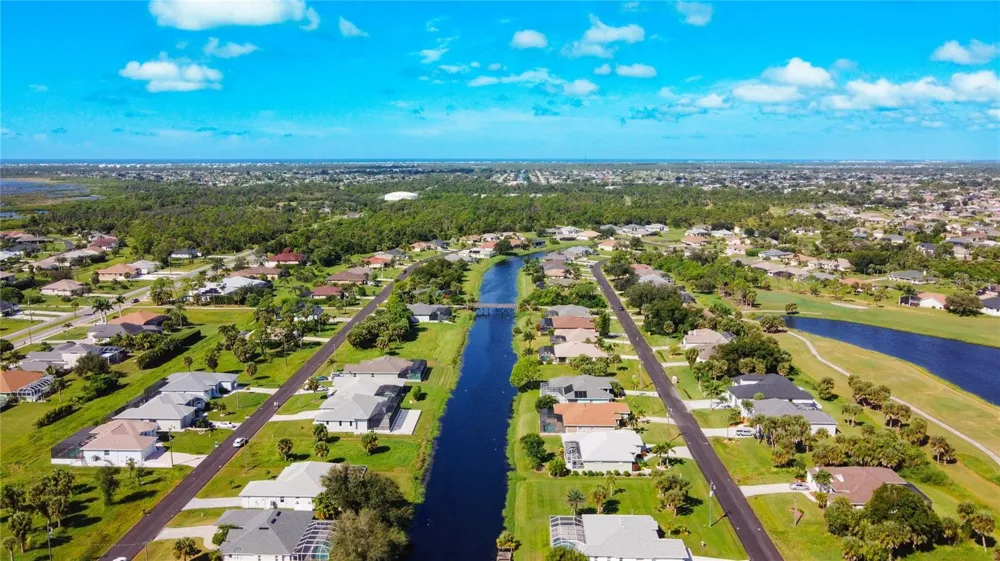 202 LONG MEADOW LANE Rotonda West, FL 33947