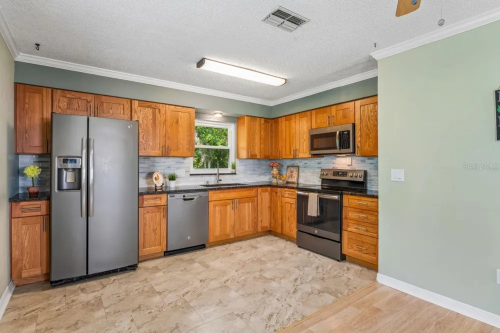 6016 WILDS DR New Port Richey, FL 34653