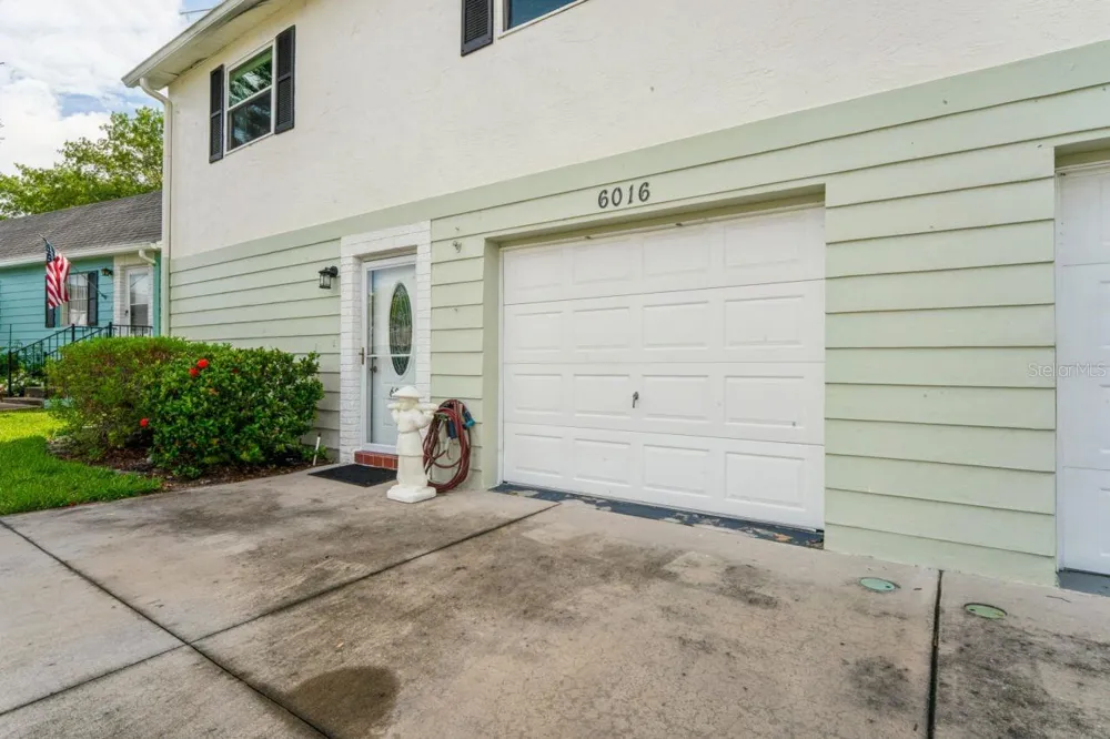 6016 WILDS DR New Port Richey, FL 34653