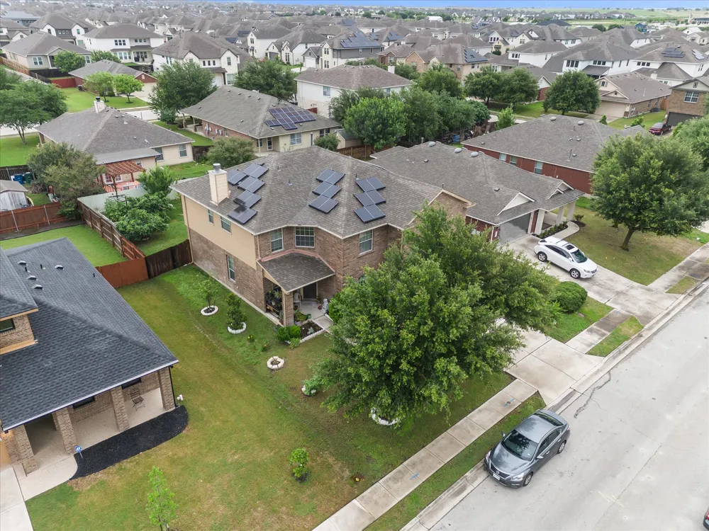 19909 Harrier Flight Trail Pflugerville, TX 78660