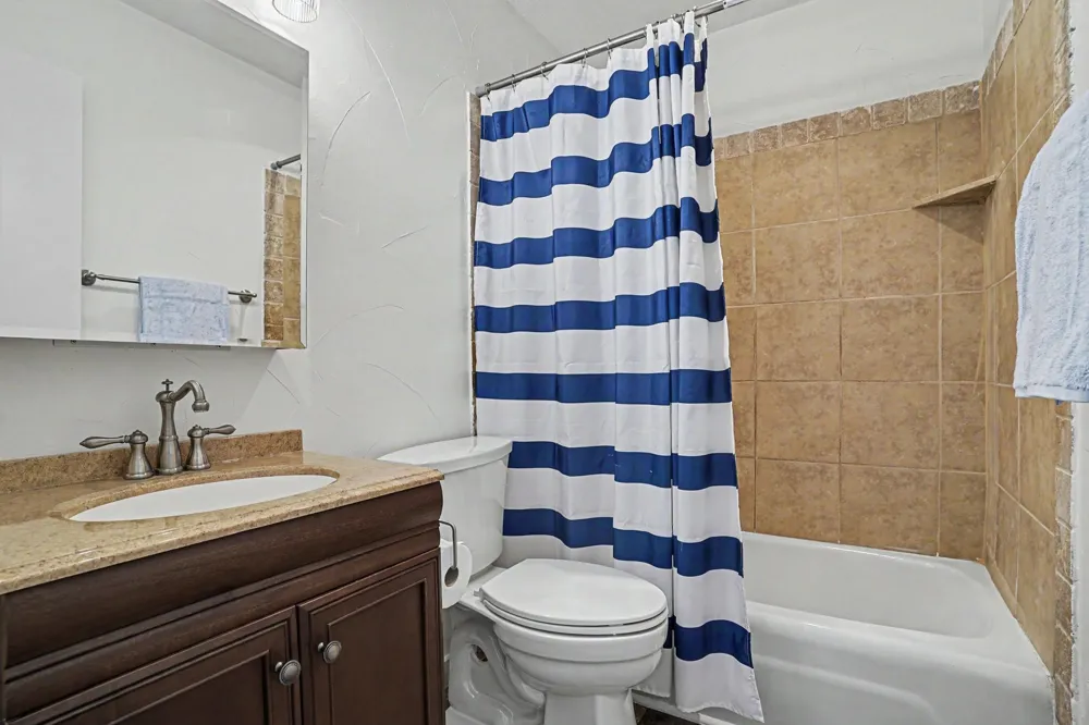 2974 Country Place Circle Carrollton, TX 75006
