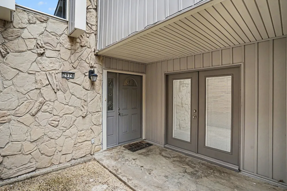 2974 Country Place Circle Carrollton, TX 75006