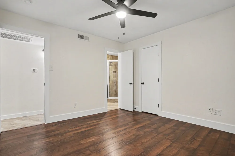 2974 Country Place Circle Carrollton, TX 75006