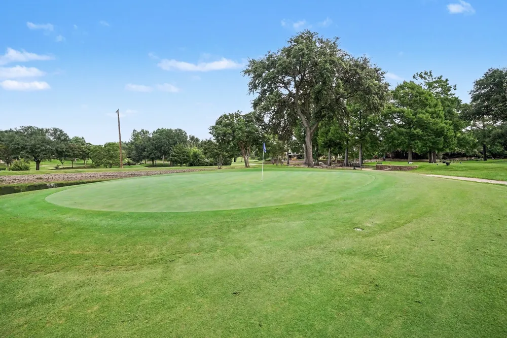 2974 Country Place Circle Carrollton, TX 75006