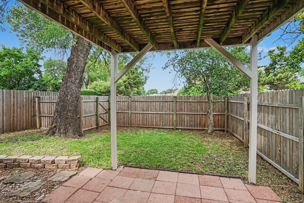 2974 Country Place Circle Carrollton, TX 75006