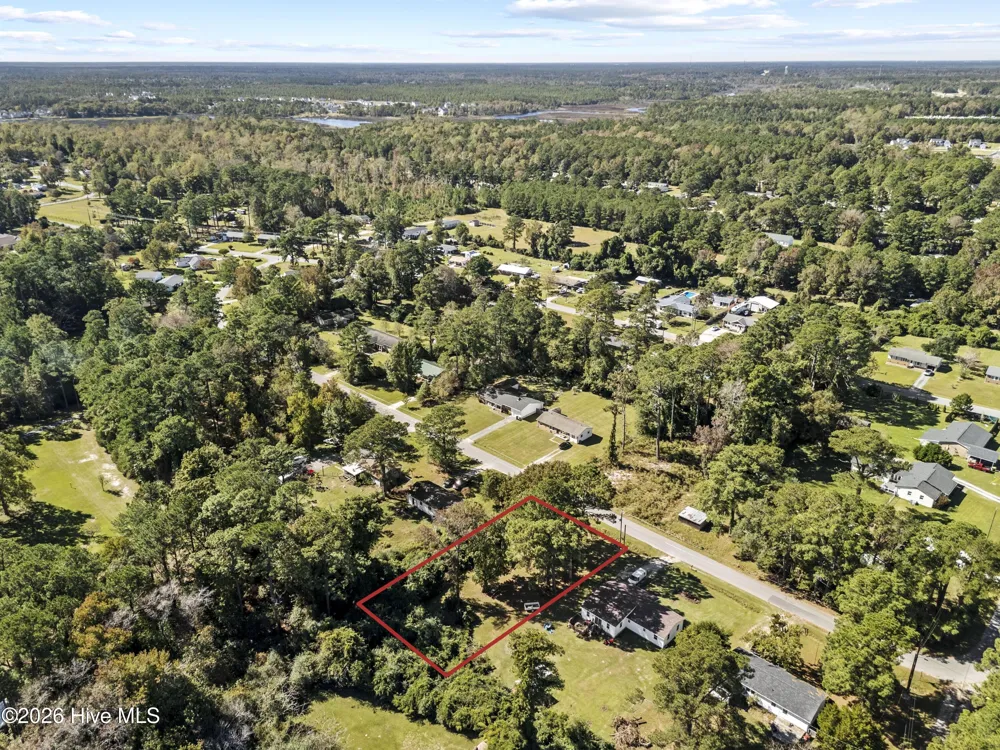 105 Kings Parkway Hubert, NC 28539
