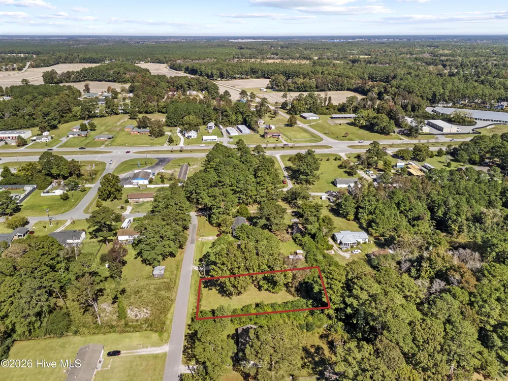 105 Kings Parkway Hubert, NC 28539