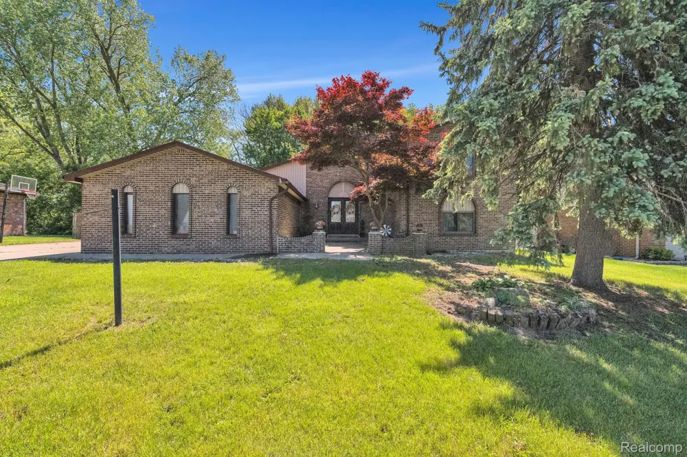 18823 Millar Road Clinton Charter Township, MI 48036