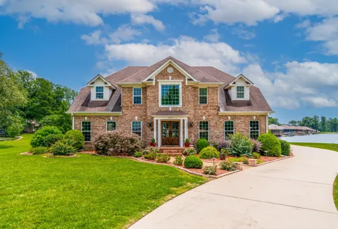 2164 Fairway Dr