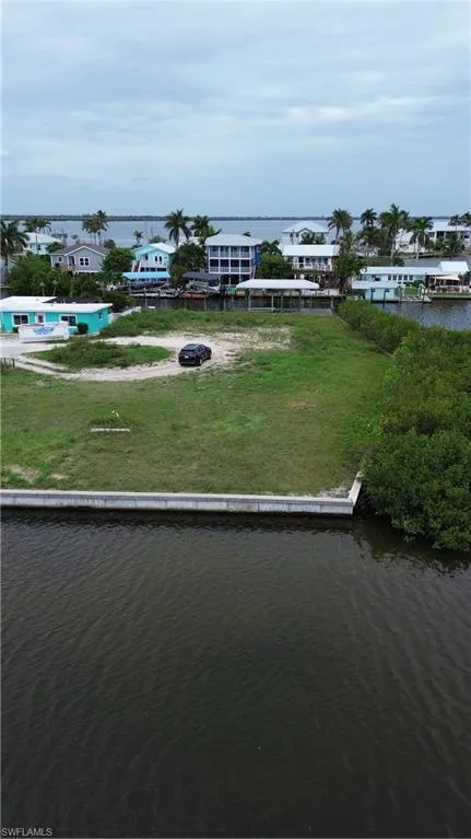 2638 SECOND STREET Matlacha, FL 33993