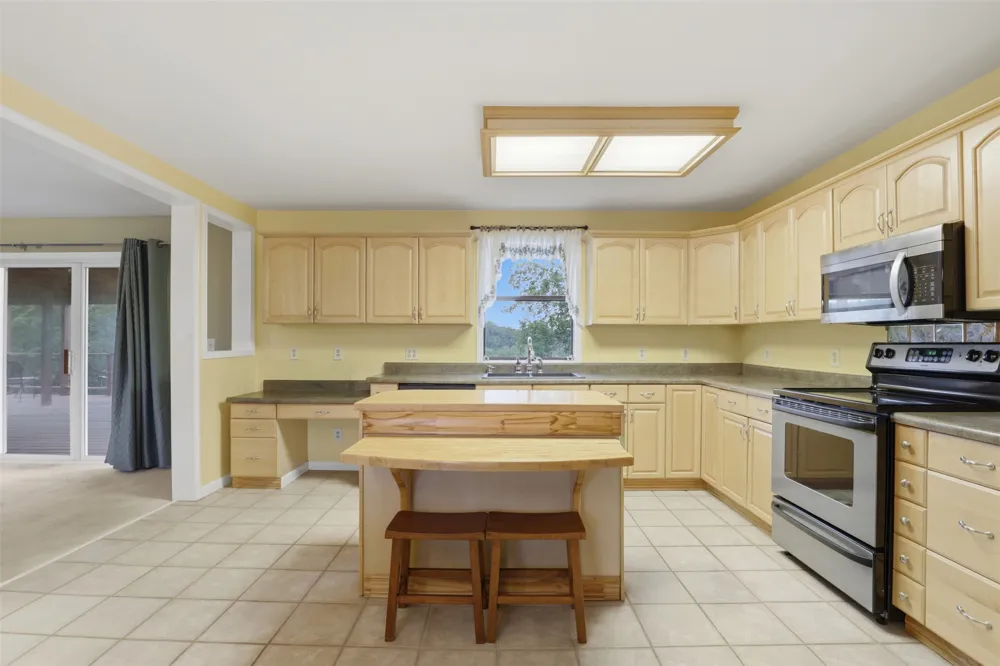 27600 Fm-1431 Marble Falls, TX 78654