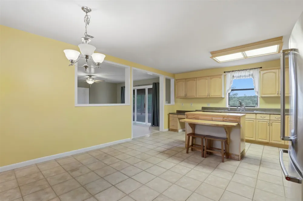 27600 Fm-1431 Marble Falls, TX 78654