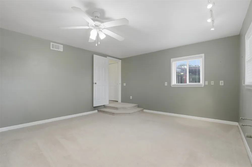 27600 Fm-1431 Marble Falls, TX 78654