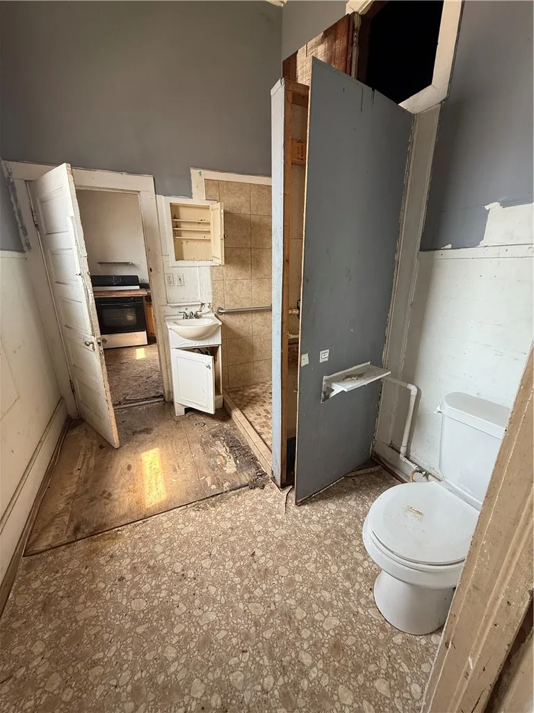 202 E Fordyce Avenue Kingsville, TX 78363
