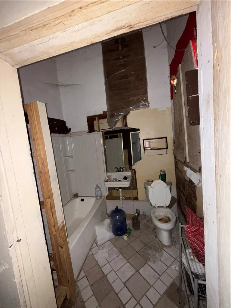 202 E Fordyce Avenue Kingsville, TX 78363
