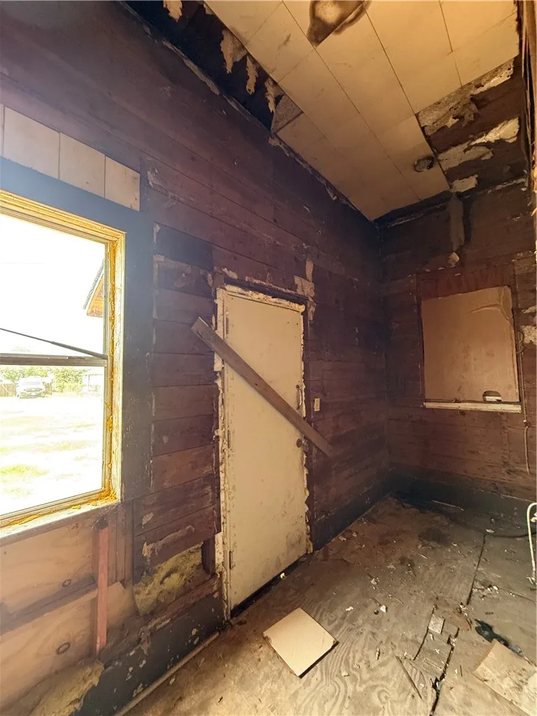 202 E Fordyce Avenue Kingsville, TX 78363