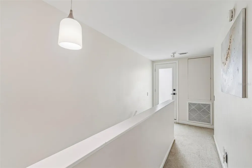 4950 BAYSHORE BOULEVARD #30 Tampa, FL 33611