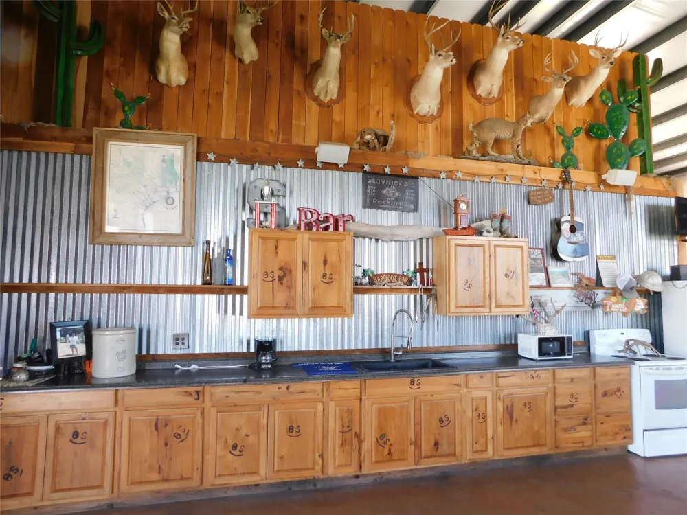 291 White Marlin Drive Port Lavaca, TX 77979
