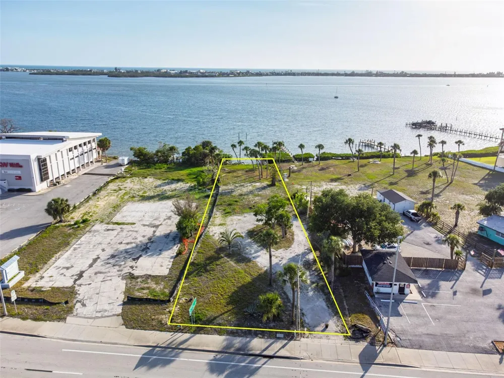 1144 S MCCALL ROAD Englewood, FL 34223