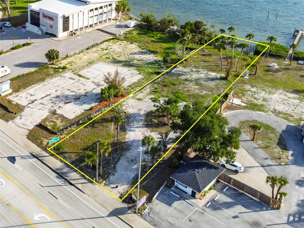 1144 S MCCALL ROAD Englewood, FL 34223