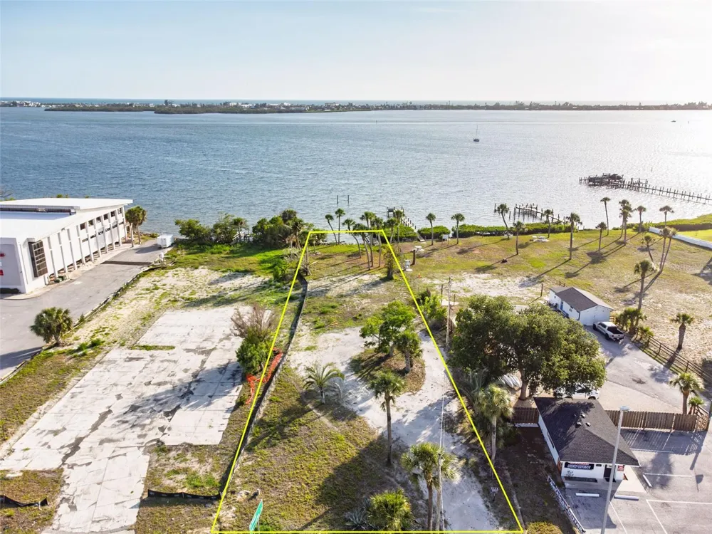 1144 S MCCALL ROAD Englewood, FL 34223