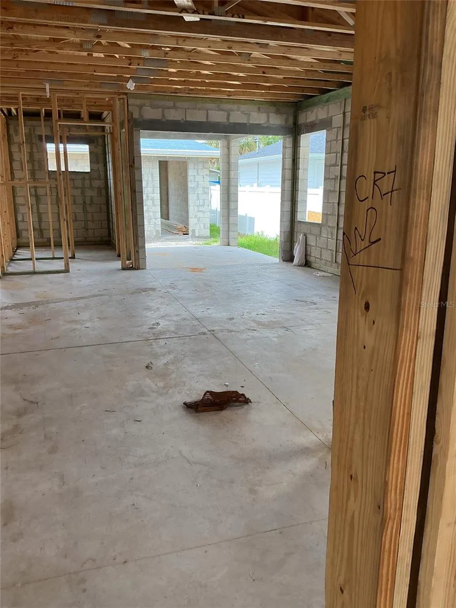 2829 4TH AVENUE St Petersburg, FL 33713