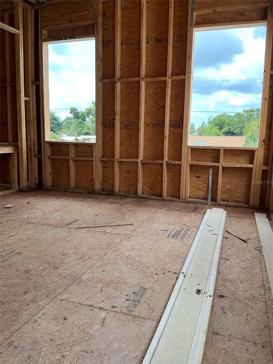 2829 4TH AVENUE St Petersburg, FL 33713