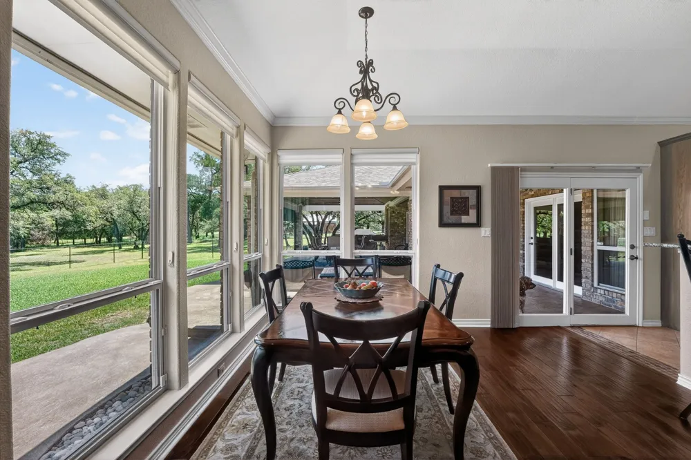104 Lakewood Trail Leander, TX 78641