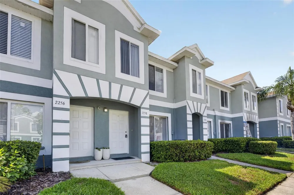 2258 FLUORSHIRE DRIVE Brandon, FL 33511