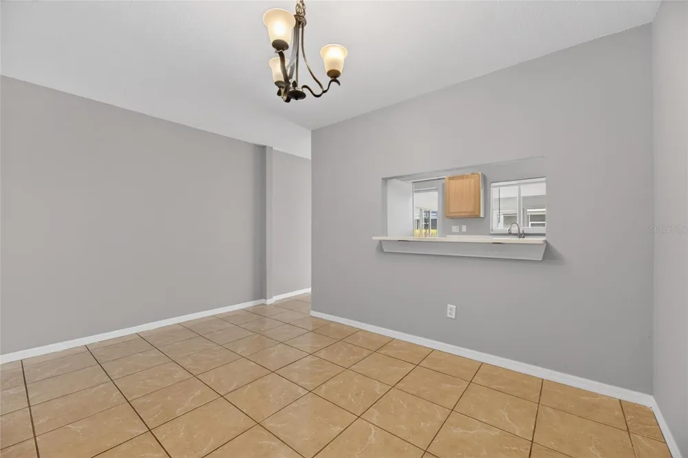 2258 FLUORSHIRE DRIVE Brandon, FL 33511